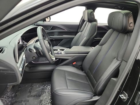 Used 2024 Cadillac Lyriq Sport RWD image 23