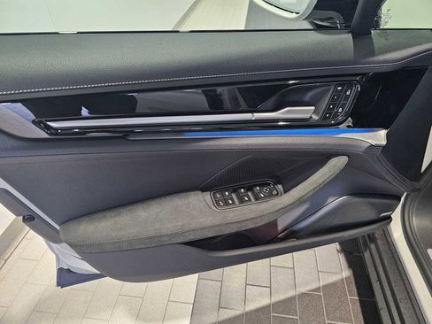 New 2025 Porsche Panamera 4 image 21