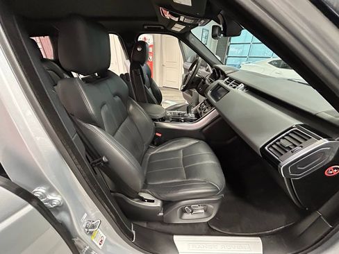 Used 2014 Land Rover Range Rover Sport HSE image 41