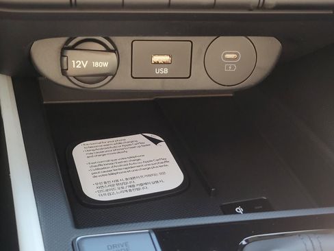 New 2026 Hyundai Elantra Limited FWD image 20