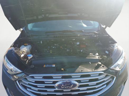 Used 2019 Ford Edge SEL w/ Equipment Group 201A image 19