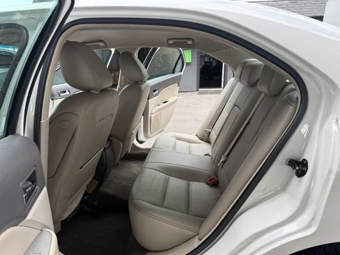 Used 2010 Ford Fusion SEL FWD image 13