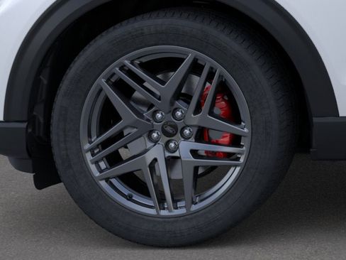 New 2026 Ford Explorer ST-Line w/ ST-Line Street Pack image 19