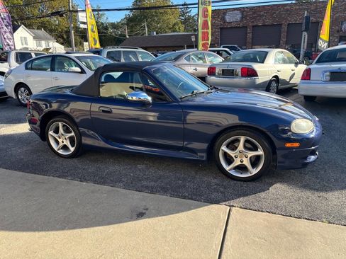 Used 2003 MAZDA MX-5 Miata LS image 4