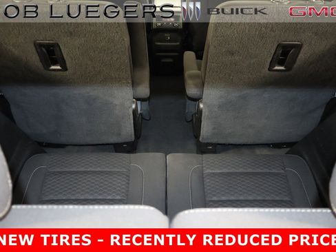 Used 2019 GMC Acadia SLE image 33