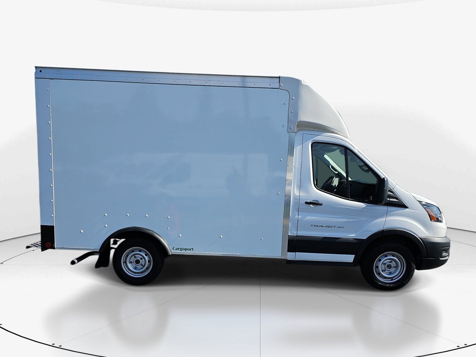 Used 2024 Ford Transit 350 RWD image 2