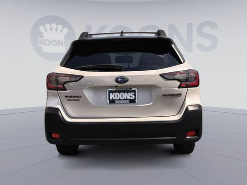 Used 2023 Subaru Outback Onyx Edition AWD/4WD image 5