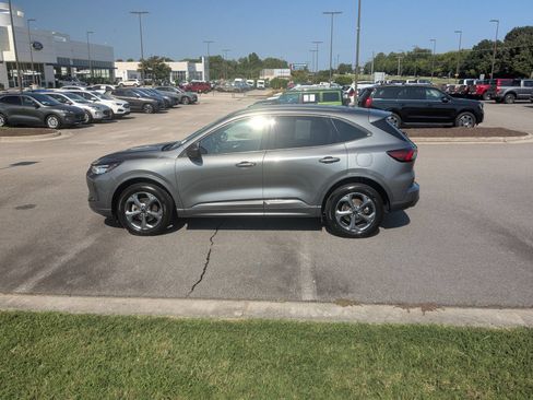 Used 2024 Ford Escape ST-Line AWD/4WD image 6
