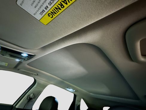 Used 2022 Kia Sorento SX image 27