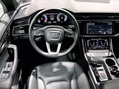 Used 2021 Audi Q7 3.0T Premium Plus w/ Premium Plus Package image 5