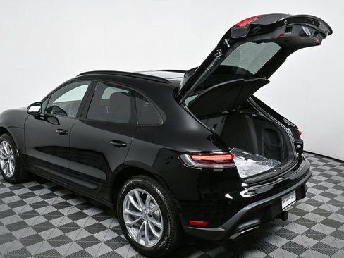 New 2025 Porsche Macan image 33