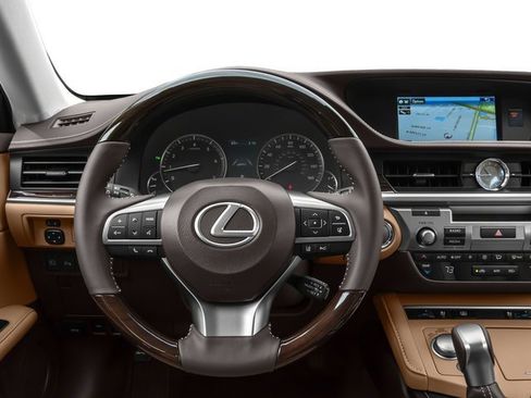 Used 2018 Lexus ES 350 w/ Navigation System Package FWD image 7