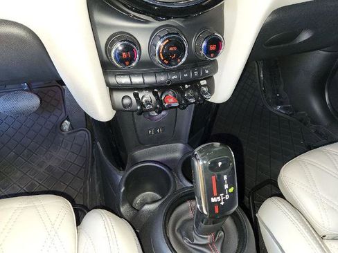 Used 2020 MINI Cooper S image 21