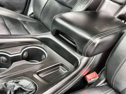 Used 2022 Dodge Durango SXT w/ Anodized Platinum Package image 22