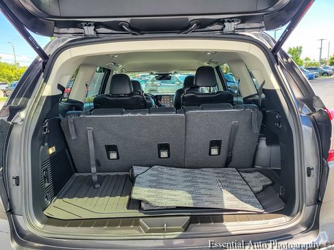 Certified 2026 Subaru Ascent Premium AWD/4WD image 18