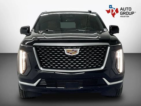 Used 2025 Cadillac Escalade Premium Luxury w/ Touring Package AWD/4WD image 6