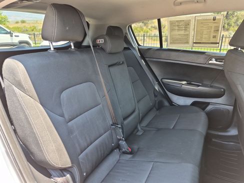 Used 2020 Kia Sportage LX AWD/4WD image 25