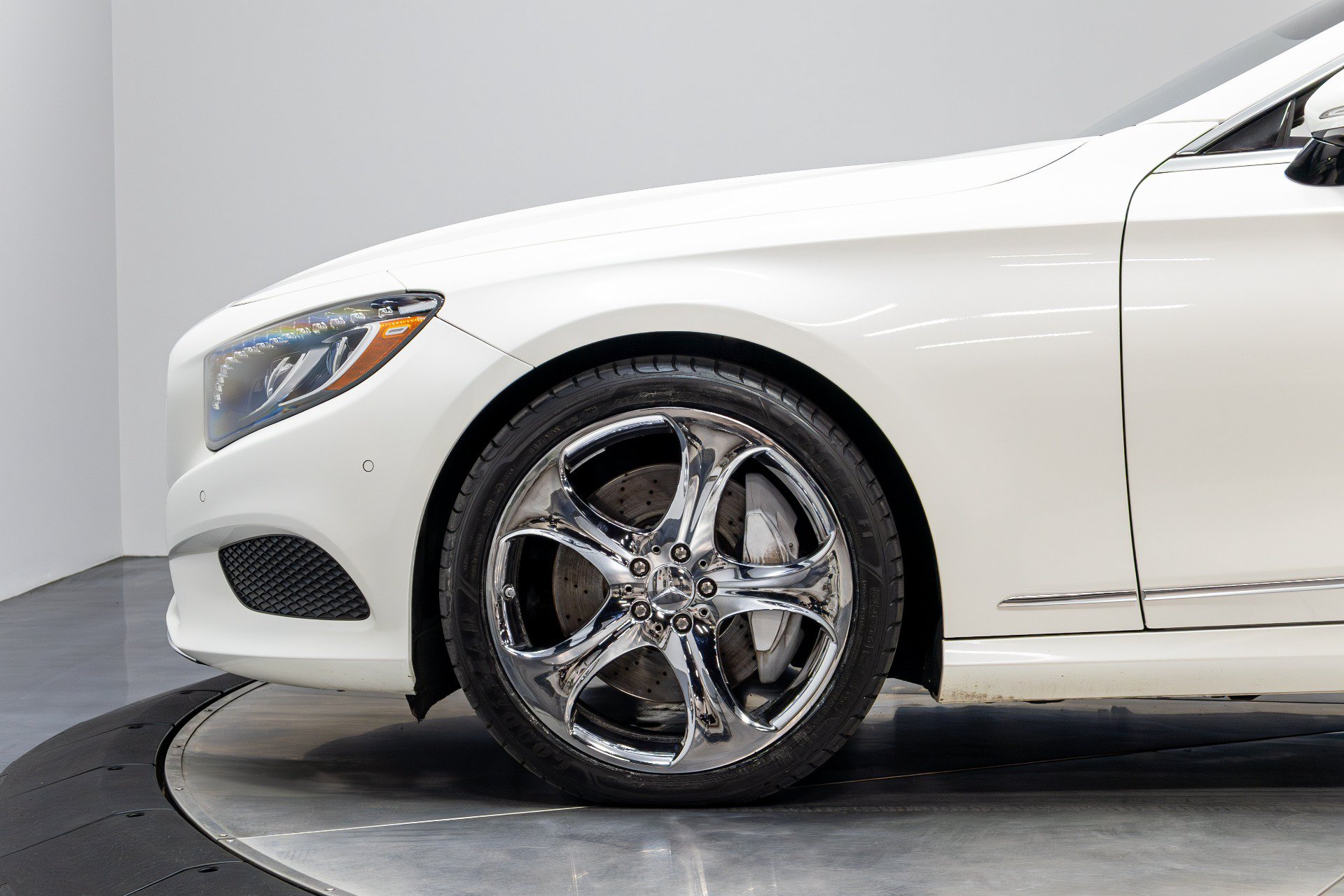 Used 2017 Mercedes-Benz S 550 Cabriolet image 38