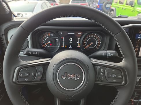 New 2026 Jeep Gladiator Willys image 9