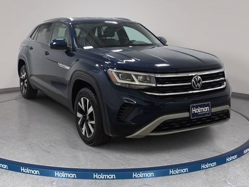 Used 2022 Volkswagen Atlas Cross Sport SE AWD/4WD image 4