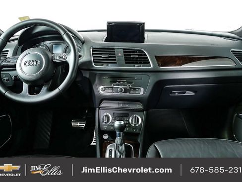 Used 2015 Audi Q3 2.0T Prestige w/ Prestige Package image 21