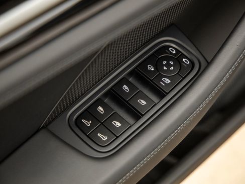 New 2026 Porsche Panamera 4 AWD/4WD image 23