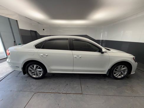 Used 2018 Volkswagen Passat 2.0T SE image 13