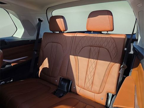 Used 2020 BMW X7 xDrive50i w/ Dynamic Handling Package image 21