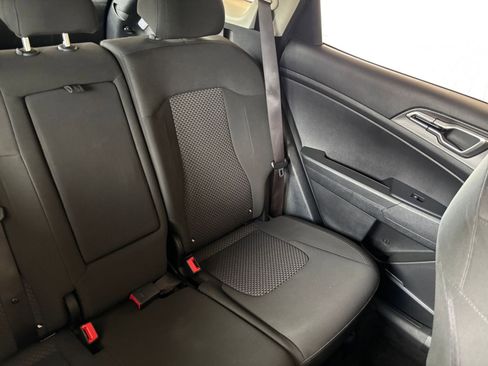 Used 2025 Kia Sportage LX image 36