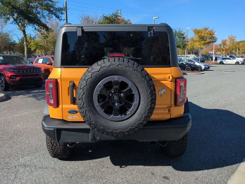 Used 2021 Ford Bronco Badlands image 7