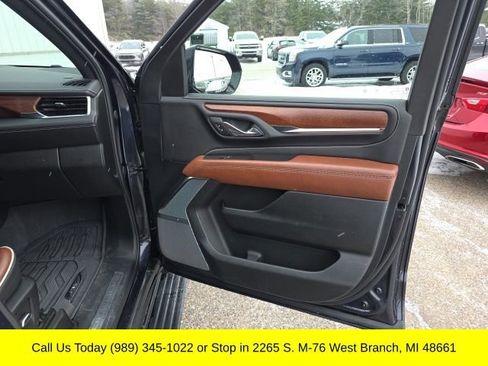 Used 2024 GMC Yukon XL Denali Ultimate w/ LPO, Floor Liner Package AWD/4WD image 34