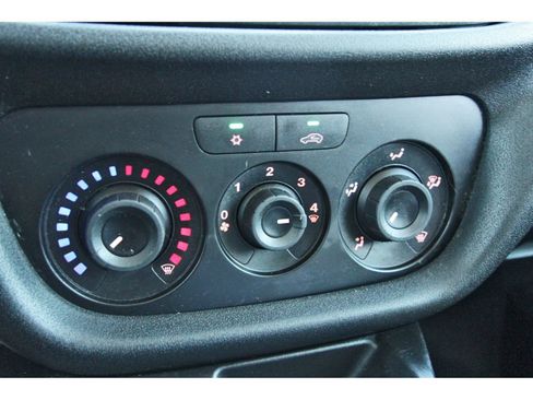 Used 2022 RAM ProMaster City Tradesman FWD image 26