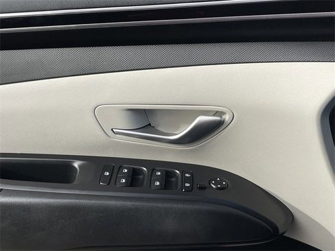 Used 2023 Hyundai Tucson SEL image 22