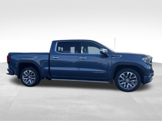 Used 2026 GMC Sierra 1500 Denali AWD/4WD image 2