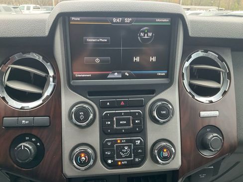 Used 2016 Ford F250 Lariat image 23