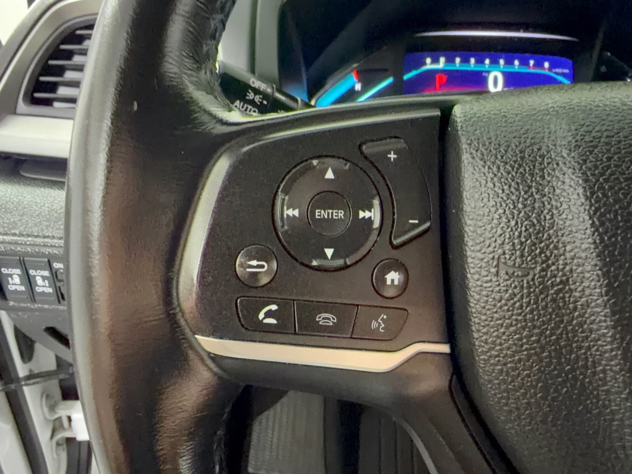 Certified 2024 Honda Odyssey EX-L image 18