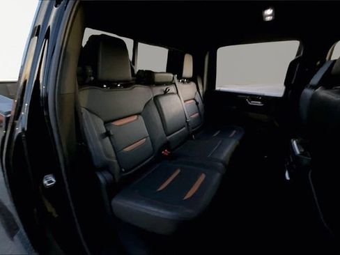 Used 2024 GMC Sierra 2500 AT4 w/ AT4 Premium Plus Package image 17