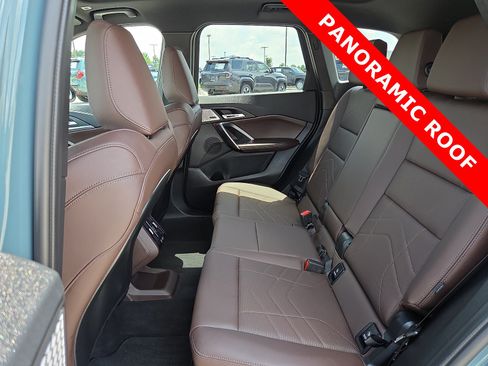 Used 2025 BMW X1 M35i AWD/4WD image 10