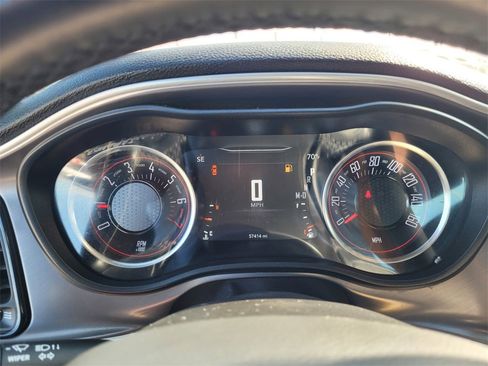 Used 2022 Dodge Challenger SXT image 20