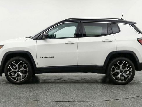 Used 2025 Jeep Compass Limited image 5