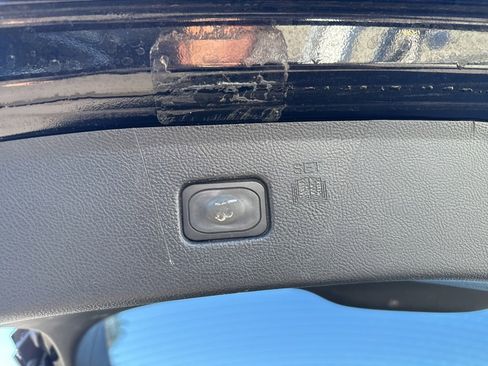 Used 2018 Ford Edge SEL w/ Equipment Group 201A image 16