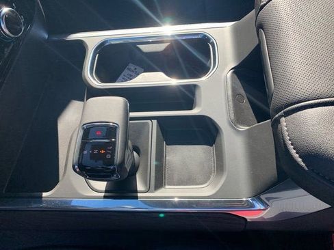 New 2026 GMC Sierra 1500 SLT w/ SLT Premium Plus Package image 21