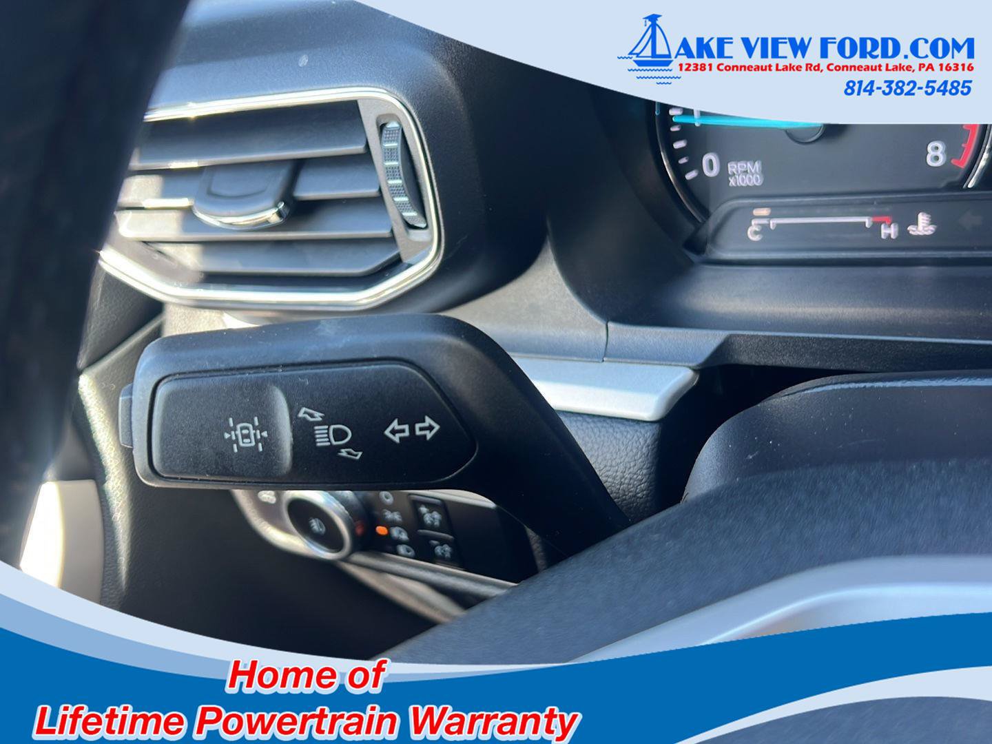 Used 2023 Ford Explorer XLT w/ Equipment Group 202A AWD/4WD image 29