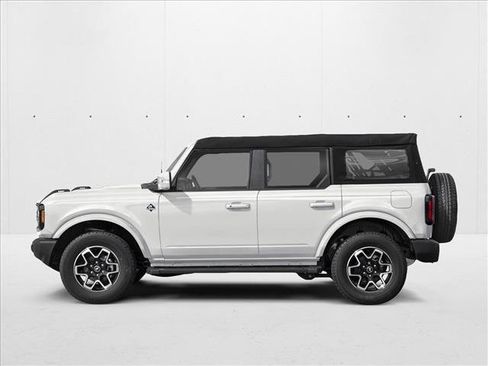 New 2026 Ford Bronco Outer Banks w/ Sasquatch Package AWD/4WD image 3