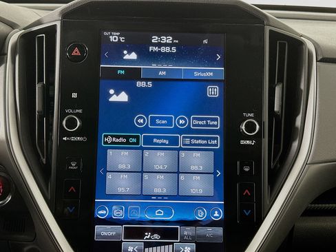 Used 2024 Subaru Crosstrek 2.0i Premium image 19