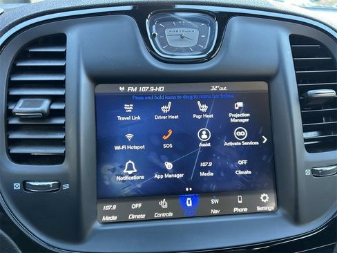 Used 2023 Chrysler 300 S image 30