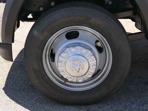New 2026 RAM 5500 Tradesman w/ Chrome Appearance Group RWD image 11