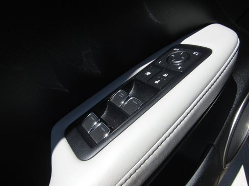 Used 2017 Lexus RX 350 FWD w/ Premium Package image 23