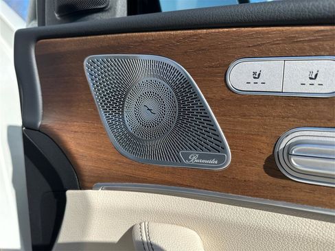 Used 2023 Mercedes-Benz GLS 450 4MATIC w/ AMG Line Exterior image 42