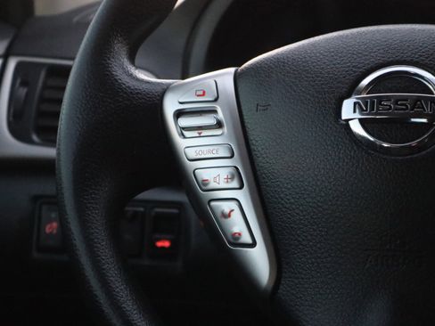 Used 2015 Nissan Sentra S image 15